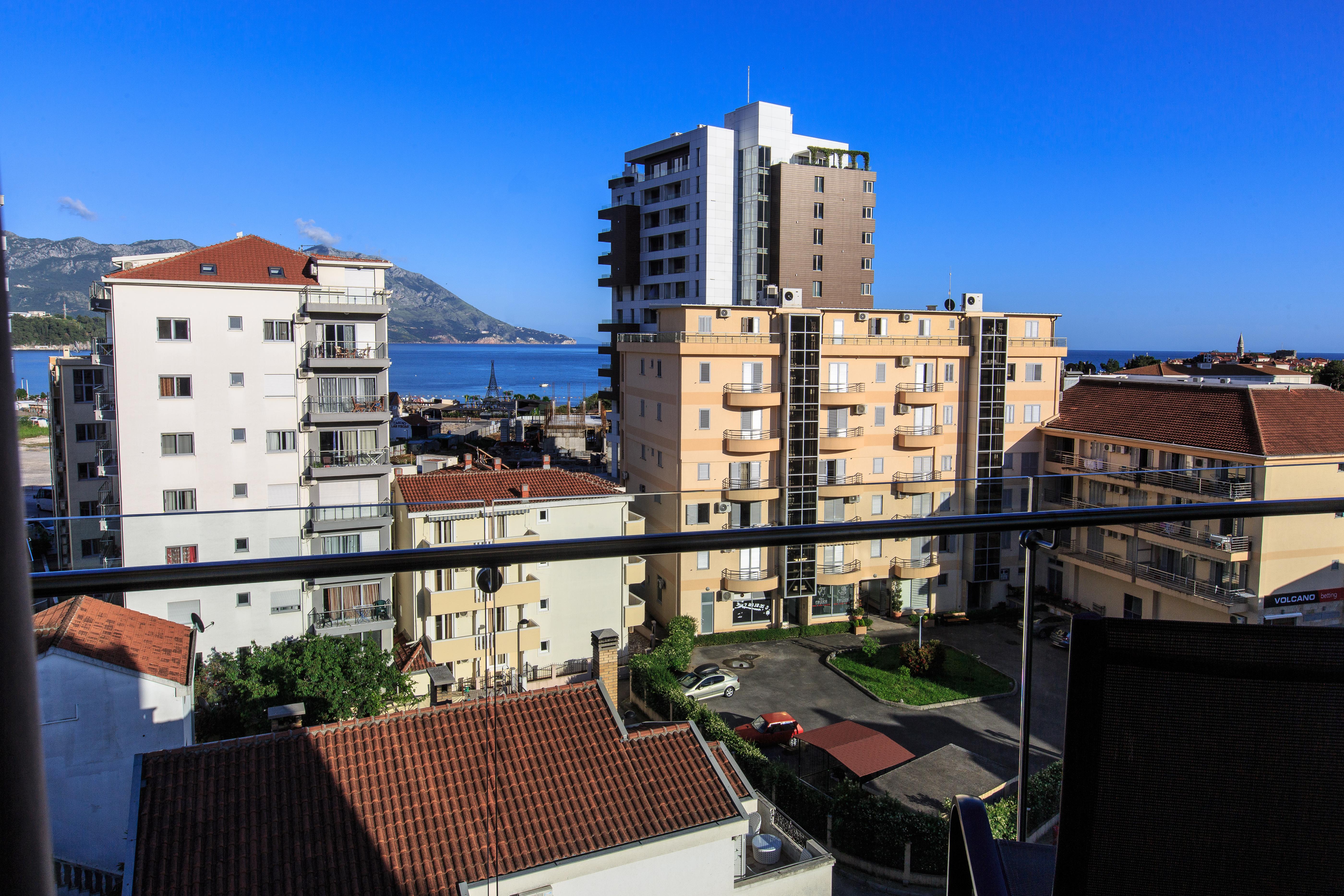 Hotel Fagus By Aycon Budva Exterior photo